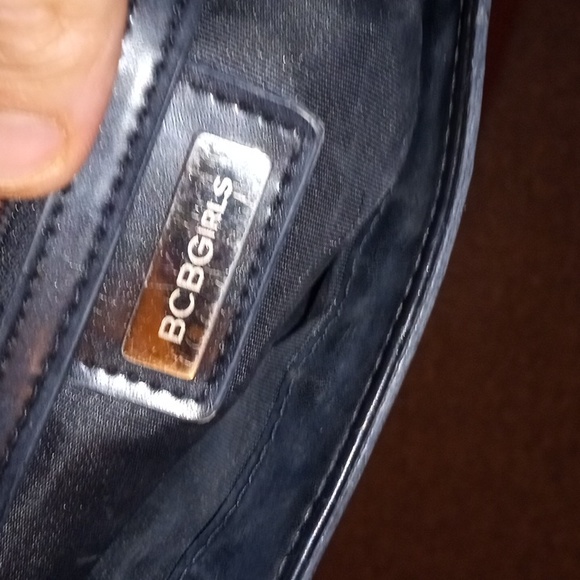 Handbag - Picture 6 of 6